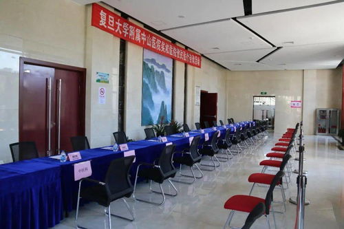 長(zhǎng)興鎮(zhèn)開展'服務(wù)百姓健康行動(dòng)'便民醫(yī)療咨詢活動(dòng)，提升居民健康福祉